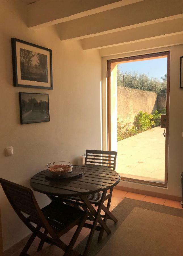 Adobe Typical Cottage Alpalhao  Luaran gambar